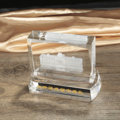 Modèle de bâtiment de cube en cristal K3 de gravure laser 9d personnalisé pour anniversaire
