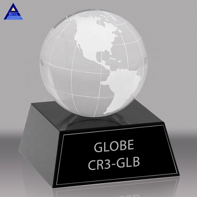 Décoration de bureau Carte du monde Sablage Trophée K9 Globe de cristal
