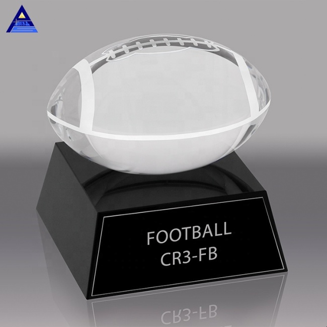 Оптовая цена по прейскуранту завода-изготовителя K9 Американский футбол Fantasy Crystal Football Trophy для подарка