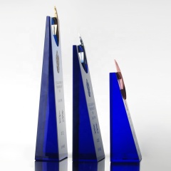 Cadeau souvenir Plaque de cristal K9 populaire Matériau bleu Trophée étoile de cristal Prix bleu personnalisé