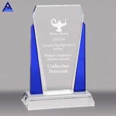 Trofeo de fútbol de cristal transparente de arte popular con logotipo personalizado