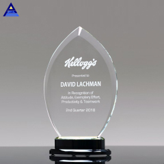 Productos más vendidos Premio de cristal con forma de llama personalizada clara para recuerdos comerciales exitosos
