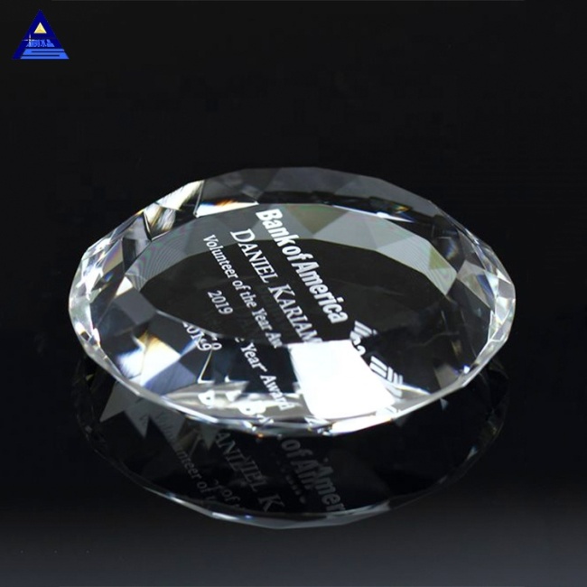 Hot Selling Personalized Multifaceted Crystal Round Paperweight