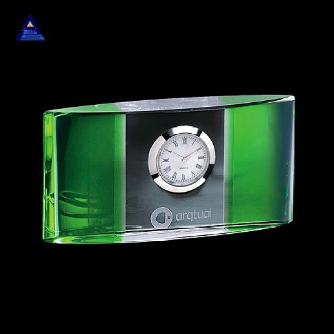 Hot Newest Custom Engraved K9 Crystal Small Desk Atlanta Clock For Souvenir Gift