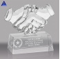 Trofeo de apretón de manos de cristal de papelería de oficina personalizada 2020 para recuerdos