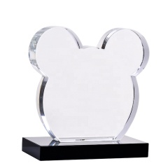 Beau trophée de cube en cristal de conception de souris avec la base noire pour la récompense d'affaires