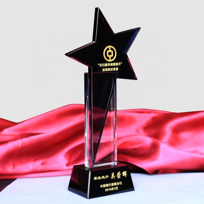 Business Souvenir Wholesale Clear Star Shaped Crystal Plaque Award Trophy