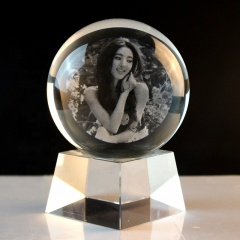 Boule de cristal 3D lune presse-papiers gravé au laser sphère de verre affichage Globe boule de méditation décor à la maison avec support en cristal