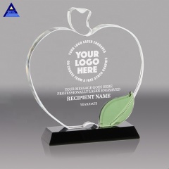 Récompenses et trophées en verre de cristal de mode/trophée de pomme en cristal contemporain