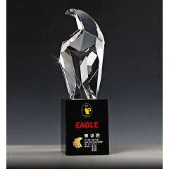Лучший кристаллический материал k9 Eagle Black Crystal Base Eagle Crystal Award Trophy