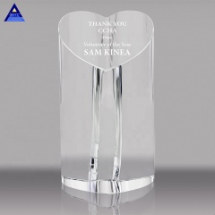 Trophée en cristal de forme de coeur fait sur commande et coeur en verre de trophée de récompense pour des souvenirs et des cadeaux d'événements de charité