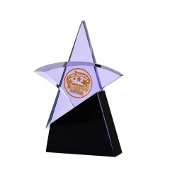 Kreatives Design Benutzerdefinierte transparente Sternform Kristall Trophäe und Auszeichnungen mit schwarzer Basis