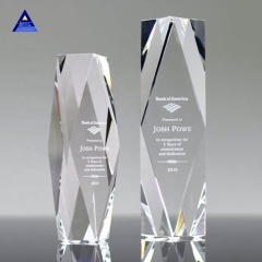 Obelisco de cristal transparente grande de formas múltiples de diseño único para artesanías de cristal de regalo de empresa