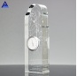 Reloj de cristal antiguo láser 3D con trofeo de premio de deformación de tiempo óptico personalizado para decoración de oficina