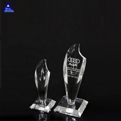 Оптовый пользовательский 3D Clear Optical Crystal Torch Award Кубок мира Трофей