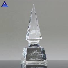 Nouvelle conception créative personnaliser le trophée de cristal de forme d'obélisque de lance pour le cadeau d'affaires