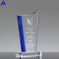 Trofeo de premio de cristal de negocios de diseño moderno personalizado barato de alta calidad K9 Art Crystal Trophy Gift Craft