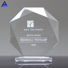 Récompenses de trophée en cristal d'octogone de verre de jade blanc transparent en gros bon marché pour la société