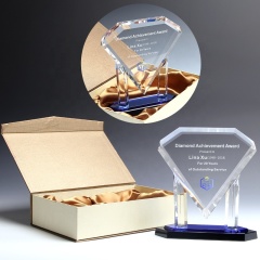 Récompense de saphir clair en forme de diamant de cristal pour le cristal de trophée de diamant de cadeau d'entreprise