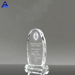 Pujiang Escudo de calidad superior Forma K9 Forma ovalada personalizada Arte Skyline Crystal Craft