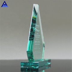Preiswerte, hochwertige Demi-Diamant-Jade-Kristallglas-Trophäe zum Verkauf