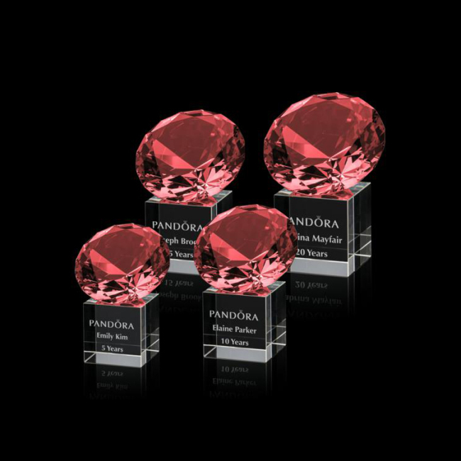 Décoration tridimensionnelle K9 rouge personnalisée en gros prix de cristal de diamant transparent clair
