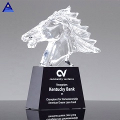 Casting Mustang Liuli Crystal Horse Head Trophy para VIP Business Cooperation Awards