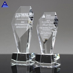 Espacios en blanco de trofeo de cristal transparente de diseño único creativo de moda