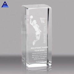 Trofeo personalizado al por mayor del recuerdo del gimnasio del deporte del cristal del grabado del laser 3D para el regalo del negocio