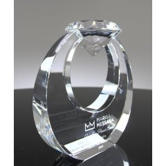 Trophée en cristal de diamant avec logo gravé/trophée en diamant en cristal clair/prix en cristal en forme de diamant pour cadeau d'affaires