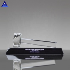 Personalisierte Kristall-Facett-Hammer-Trophäe mit schwarzem Ständer für Regierungsjubiläumsgeschenke