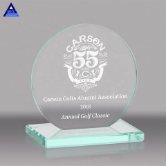 Klare, runde Glaskristall-Trophäe mit Sockel für die Auszeichnung „Bester Mitarbeiter“ als Souvenir, Geschenk, Gravur eines farbenfrohen, individuellen Logos