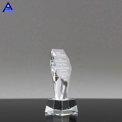Espacios en blanco de trofeo de cristal transparente de diseño único creativo de moda
