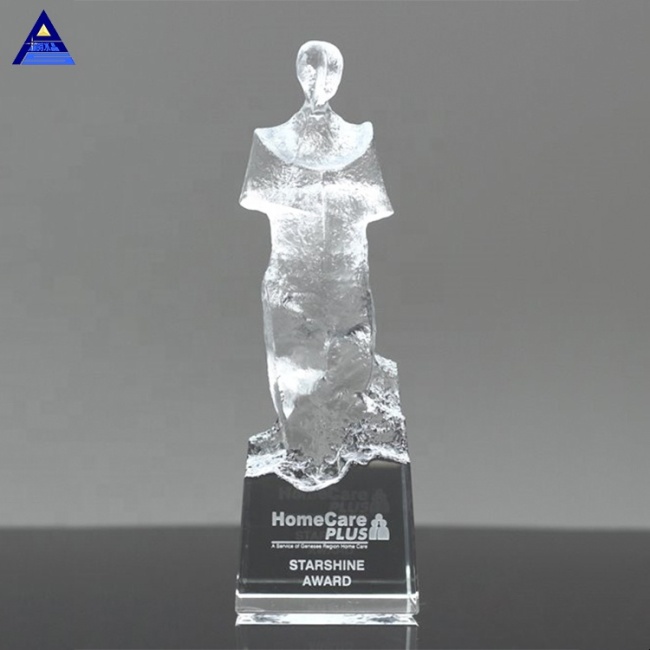 2019 New Custom Crystal People Shaped Gogh Trophies And Awards