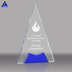 Medallas de premio populares más vendidas Premio Triángulo de Cristal de China con acentos azules