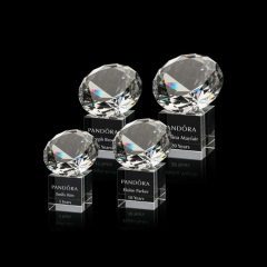 Venta al por mayor personalizado rojo K9 decoración tridimensional claro transparente diamante cristal premio