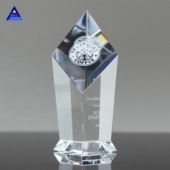 Elegante forma de obelisco transparente Cristal de lujo Premio Trofeo Escudo de cristal Regalo para premios de competencia