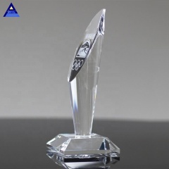 Die beliebteste kundenspezifische Fackel-Trophäe mit klarem optischen Kristall für geschäftliche Zusammenarbeit