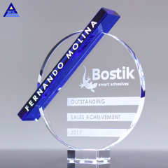Suministro de fábrica diferentes tipos de cristal azul Dynamix premio trofeo decoración del hogar cristal para venta al por mayor