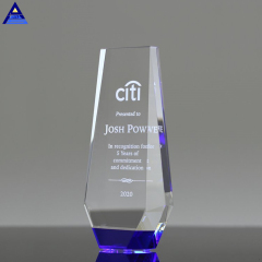 Premio de cristal óptico grabado de diseño personalizado al por mayor promocional
