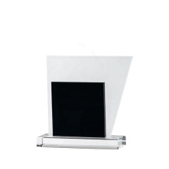 Optisch klare, schwarz-weiße Kristallplakette mit Auszeichnungen, blanko für Lasergravur