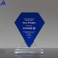 Поставка фабрики подгоняет награду трофея лазера стиля 3Д кристаллическую и ремесло формы щита кристаллическое для подарков