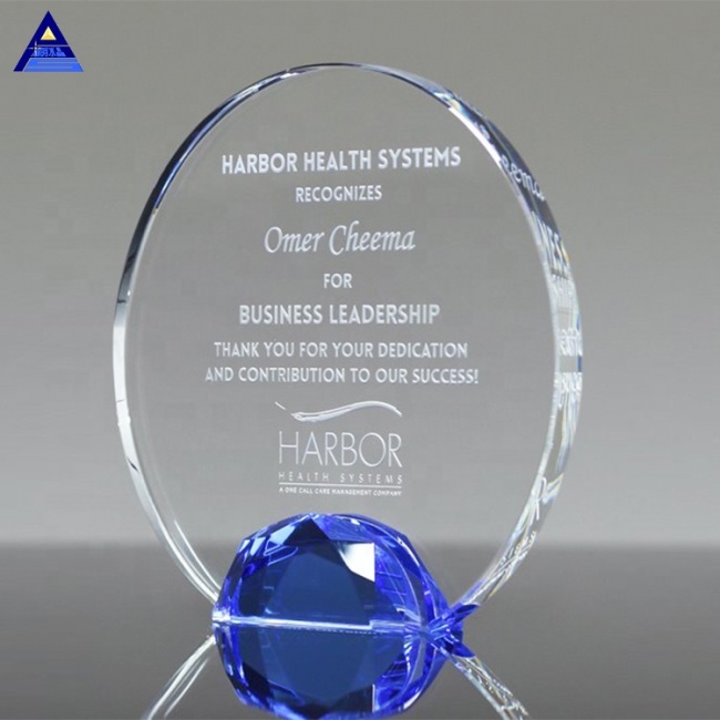 Luxury Art 2019 Engraved Jeweled Halo Crystal Award ,Wholesale Trophies And Plaques