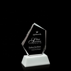 Trofeo de cristal de placa de trofeo de cristal de logotipo de grabado láser al por mayor de alta calidad de bajo costo