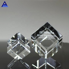 Transparent bedrucktes Logo K9 3D Laser Carving Glass Crystal Cube Briefbeschwerer