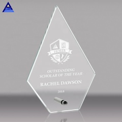 Récompense en verre en cristal de sommet de coupe de diamant blanc en gros pour la conception de logo personnalisée