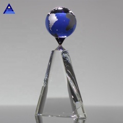 Pièces maîtresses de globe de carte du monde en verre de cristal de taille faite sur commande, globe terrestre en cristal pour des cadeaux d'affaires