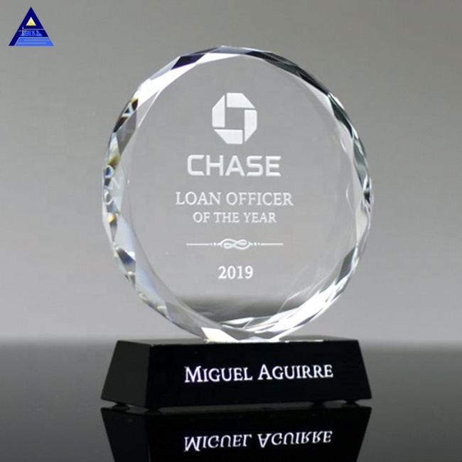 Wholesale High Quality Natural Fashion Appreciate Crystal Gifts For Award Trophy