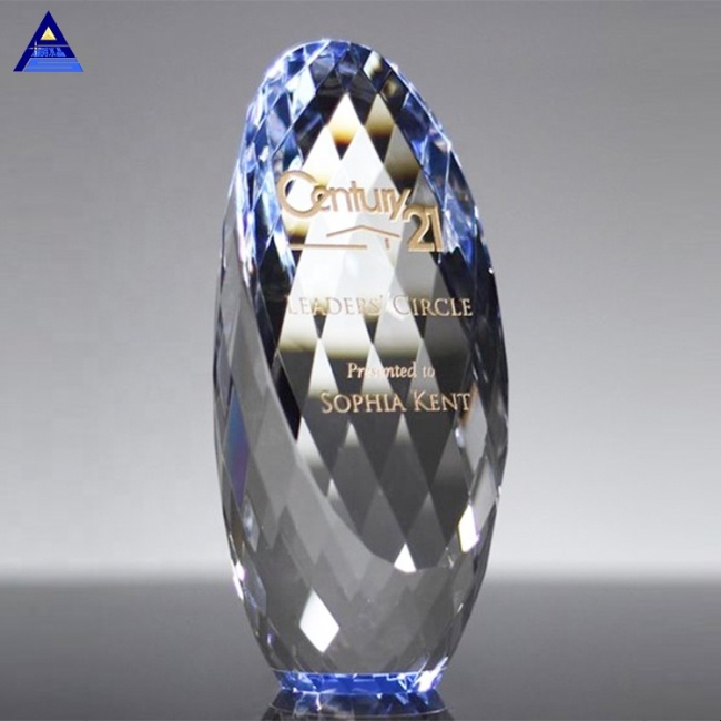 Gold Engraved Gem-Cut Ellipse Crystal Trophy for Business Corporate Awards