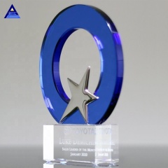 Excellente qualité d'alimentation du fabricant personnaliser le trophée de cristal bon marché en forme d'étoile de logo